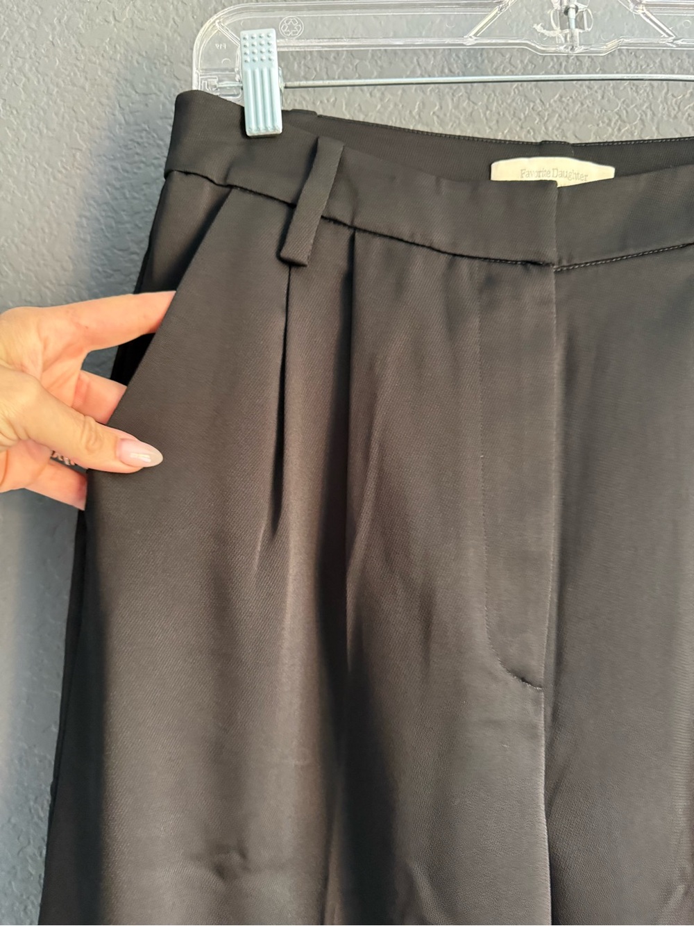 FAVORITE DAUGHTER • the favorite pant in black - size 8 wide leg high rise - Picture 3 of 6
